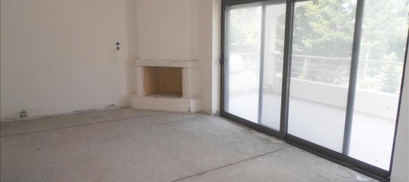 3 bedrooms Property in West Athens, Greece No. 7881 5