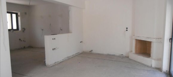 3 bedrooms Property in West Athens, Greece No. 7881 6