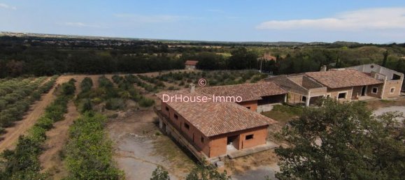 Casa de 3 dormitorios en Brouilla, France No. 282968 2