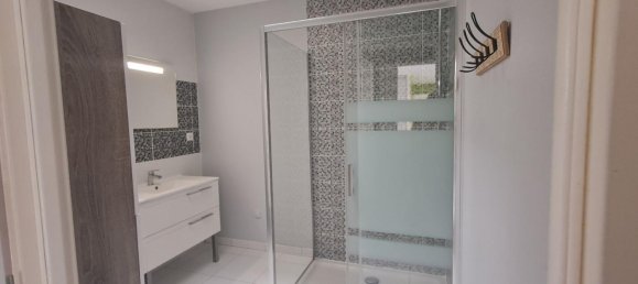 3 bedrooms House in Charente, France No. 341878 10