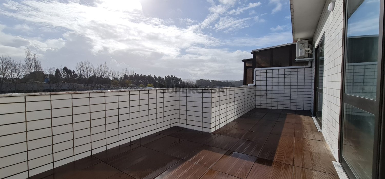 2 bedrooms Apartment in Avintes, Portugal No. 223296