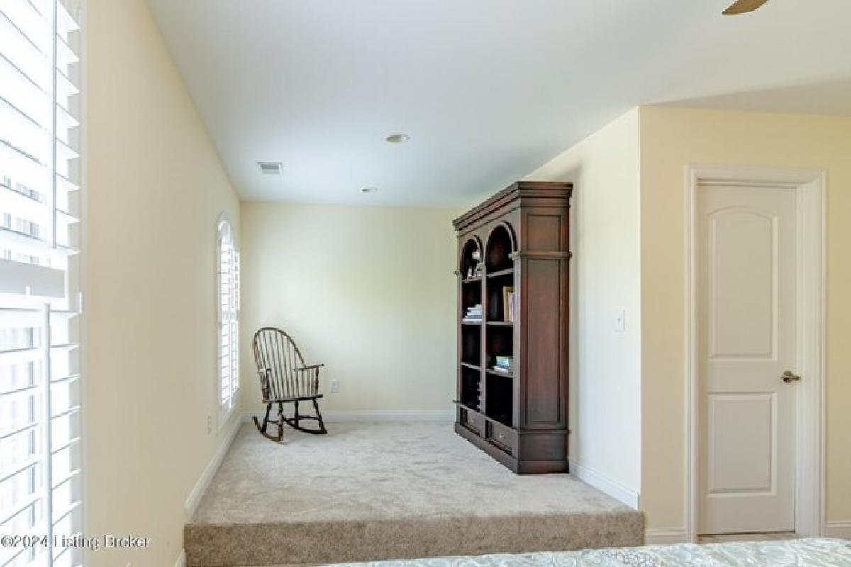 4 bedrooms House in Crestwood, USA No. 381287