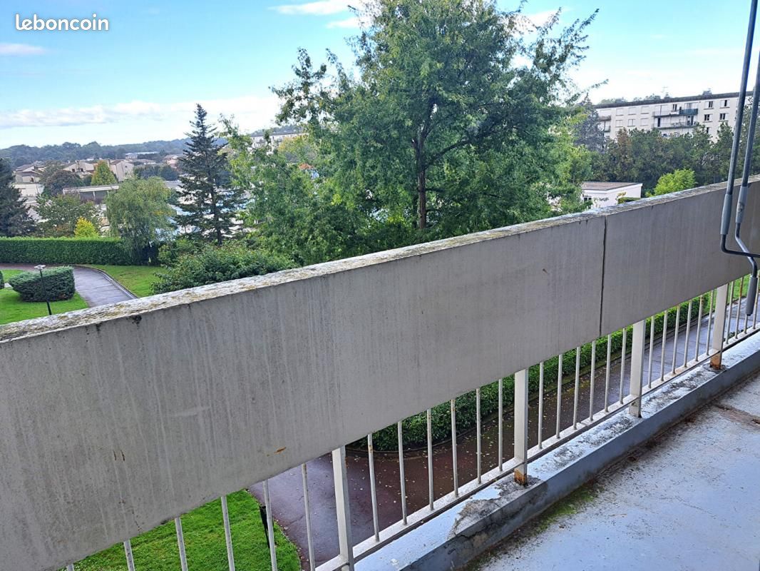 2 chambres Appartement à Angoulême, France No. 96146