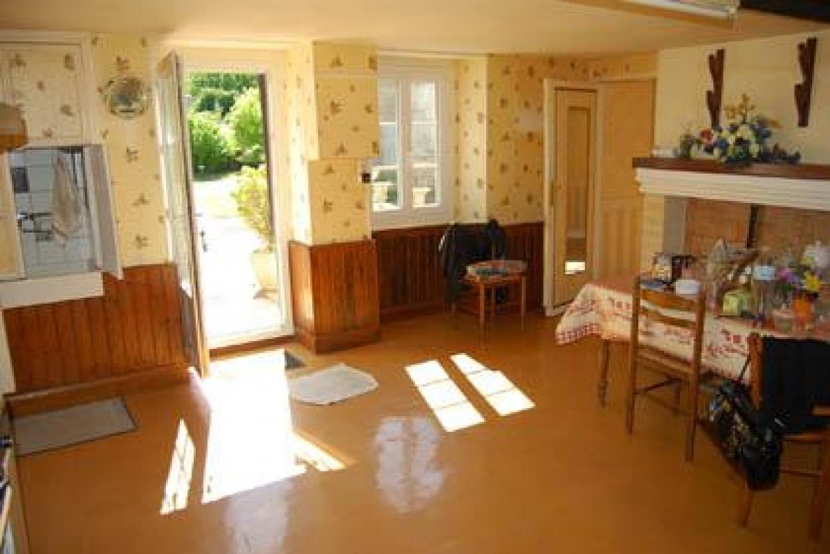 3 bedrooms House in Villefagnan, France No. 22666