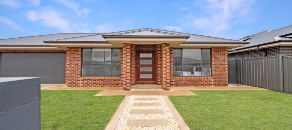 4 غرف نوم منزل في Griffith, Australia رقم 385 2