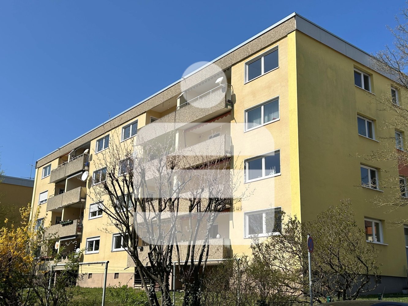 4 rooms Apartment in Erlangen-Hochstadt, Germany No. 195593