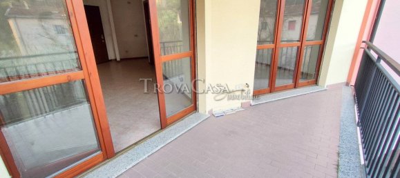 1 bedroom Apartment in Salsomaggiore Terme, Italy No. 355039 5