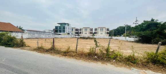  Commercial property in Hua Hin, Thailand No. 6341 2