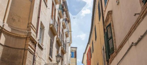 5 rooms Apartment in Osimo, Italy No. 7015 15