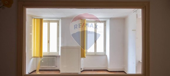 5 rooms Apartment in Osimo, Italy No. 7015 25