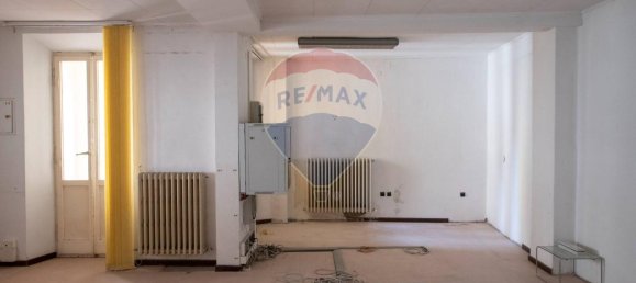 5 rooms Apartment in Osimo, Italy No. 7015 20