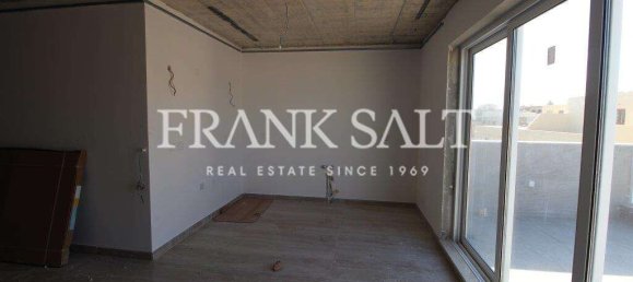 3 bedrooms Penthouse in Nadur, Malta No. 658 7