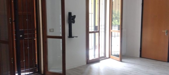 Apartamento T4 em Castelnovo ne' Monti, Italy N.º 371090 10