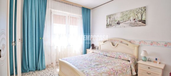 3 rooms Apartment in Novara, Italy No. 270324 14