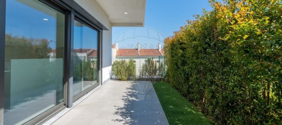 3 bedrooms House in Oeiras, Portugal No. 167257 21