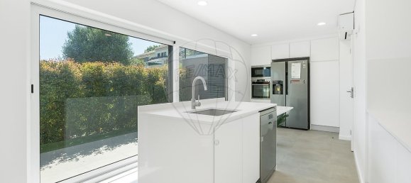 3 bedrooms House in Oeiras, Portugal No. 167257 18