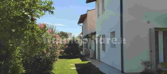 3 bedrooms Villa in Pordenone, Italy No. 283635 6