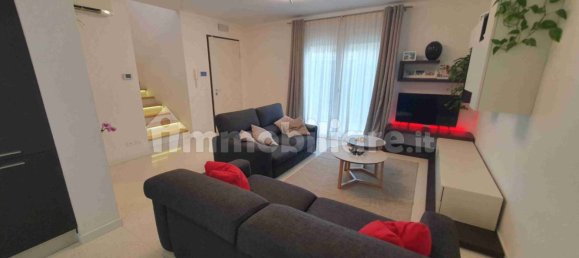 3 bedrooms Villa in Pordenone, Italy No. 283635 9