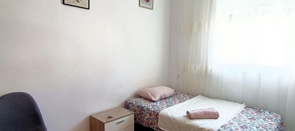 Apartamento de 3 dormitorios en Alicante, Spain No. 181745 10