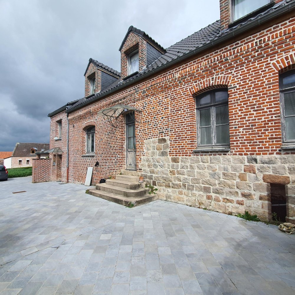 4 Schlafzimmer Haus in Bermerain, France, Nr. 69178