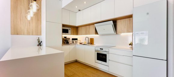 3 bedrooms Apartment in Granada, Spain No. 168242 8