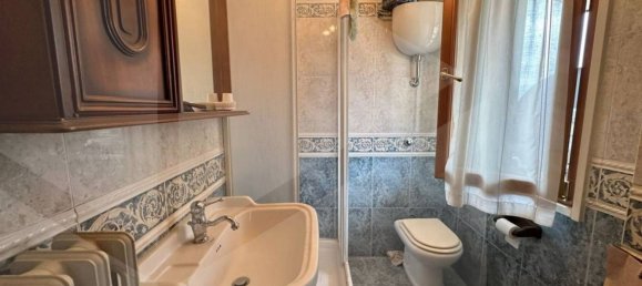 8 rooms Villa in Avezzano, Italy No. 34422 30
