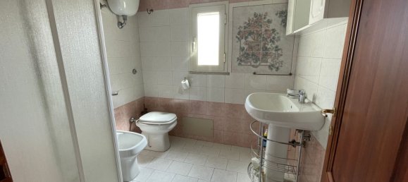 5 rooms Duplex in Isernia, Italy No. 29122 29