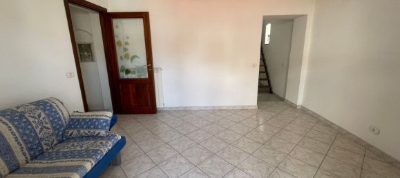5 rooms Duplex in Isernia, Italy No. 29122 6