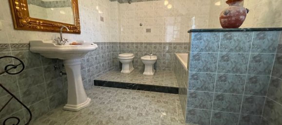 5 rooms Duplex in Isernia, Italy No. 29122 17