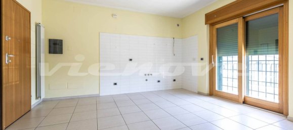 1 bedroom Apartment in Rome, Italy No. 12277 9