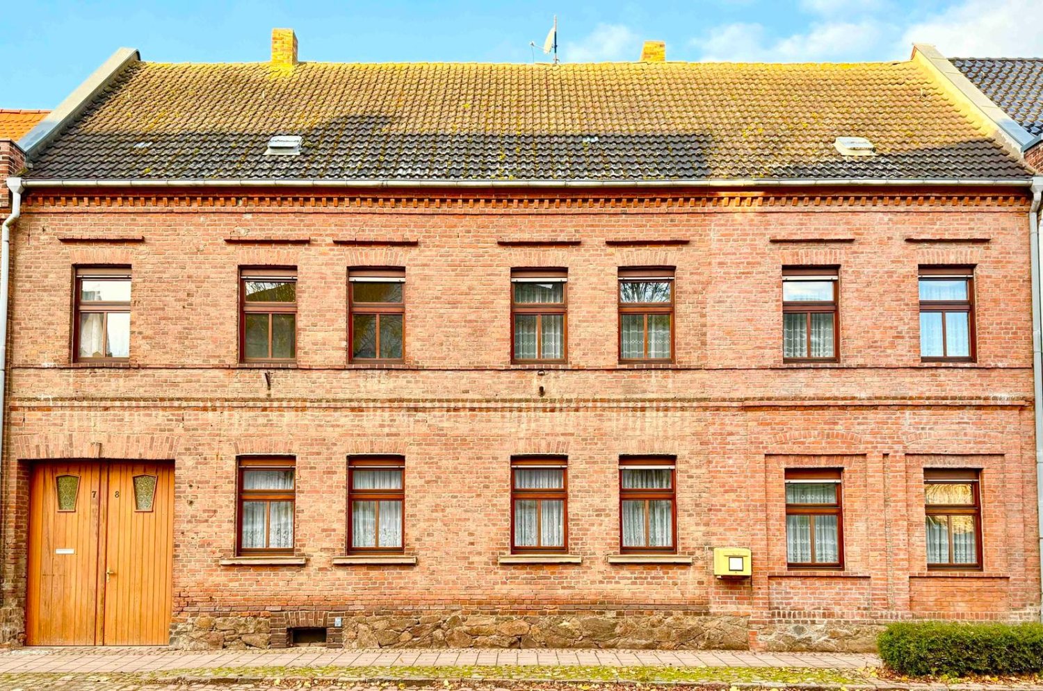 Adosado de 5 dormitorios en Anhalt-Bitterfeld, Germany No. 160002