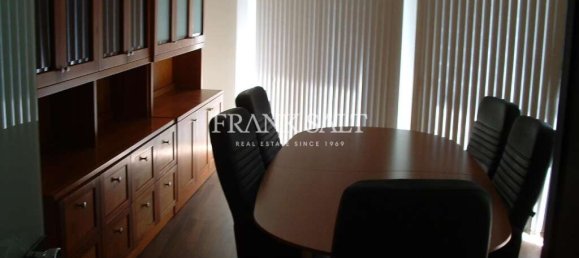 Escritório em Ta' Xbiex, Malta N.º 11760 9