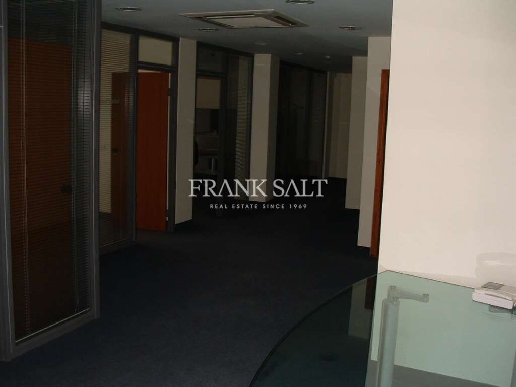 Escritório em Ta' Xbiex, Malta N.º 11760