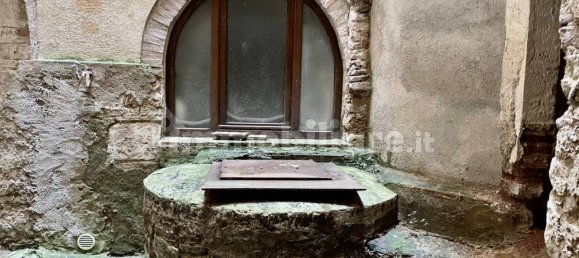 Склад 196м² в Масса Мариттима, Италия № 325357 2