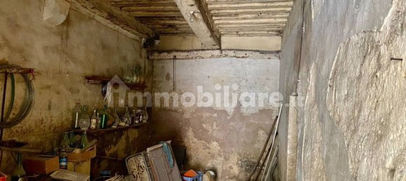 Склад 196м² в Масса Мариттима, Италия № 325357 11