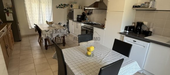 Adosado de 3 dormitorios en Occitanie, France No. 298629 6