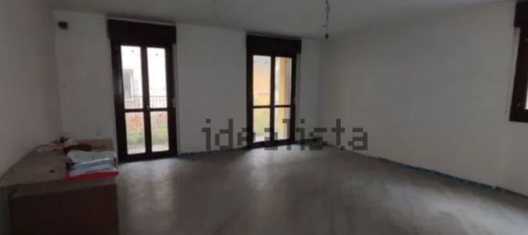 Квартира с 2 спальнями в Бовизио Машаго, Италия № 361220 19