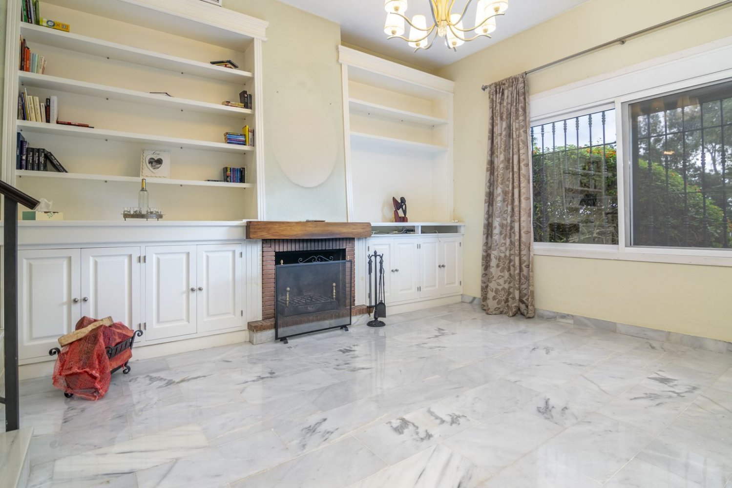 6 bedrooms House in Cadiz, Spain No. 148430