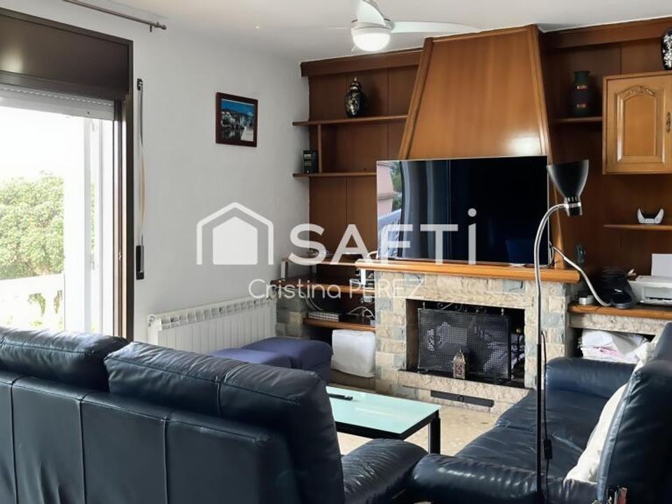 3 غرف نوم منزل في Blanes, Spain رقم 270165