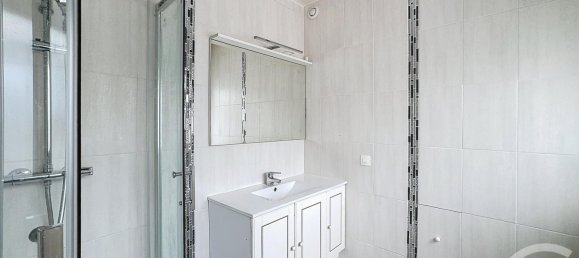 Casa de 3 dormitorios en Orleans, France No. 211991 6