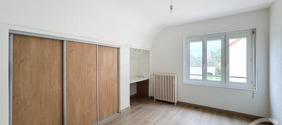 Casa de 3 dormitorios en Orleans, France No. 211991 9