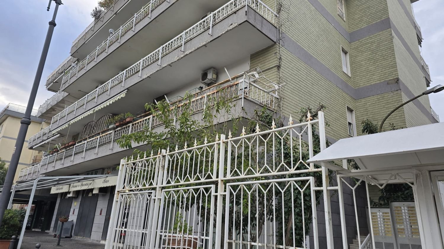 3 bedrooms Apartment in Portici, Italy No. 334778