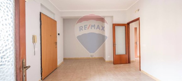 5 rooms Apartment in San Pietro Clarenza, Italy No. 44942 11