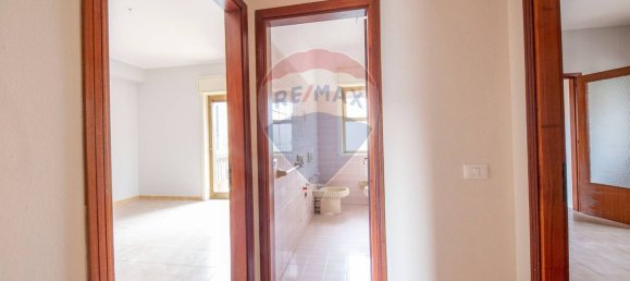 5 rooms Apartment in San Pietro Clarenza, Italy No. 44942 17