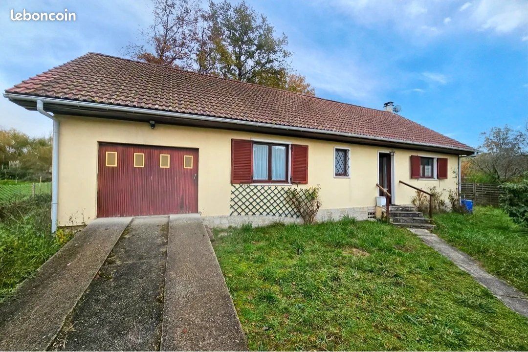 3 bedrooms House in Courtenay, France No. 160887