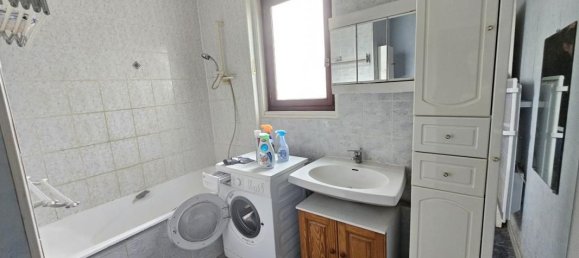 3 bedrooms House in Courtenay, France No. 160887 4