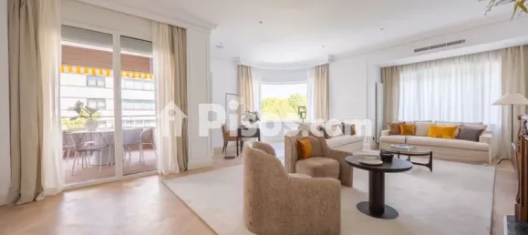4 bedrooms Apartment in Madrid, Spain No. 176778 33