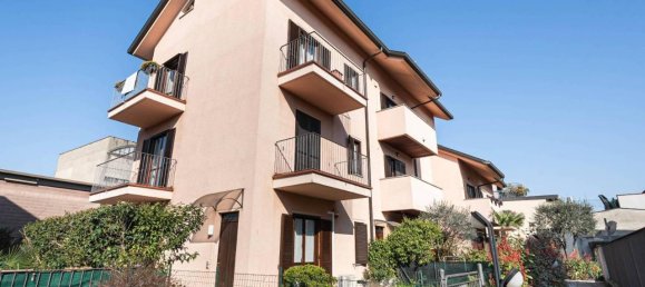 2 rooms Apartment in Seregno, Italy No. 36723 7