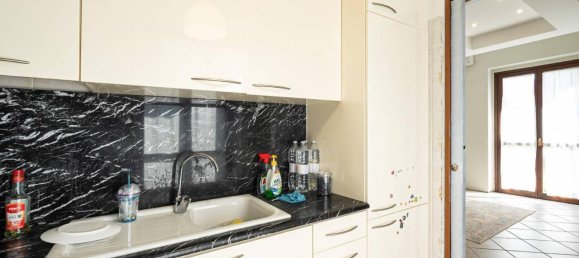 2 rooms Apartment in Seregno, Italy No. 36723 18