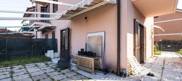 2 rooms Apartment in Seregno, Italy No. 36723 3